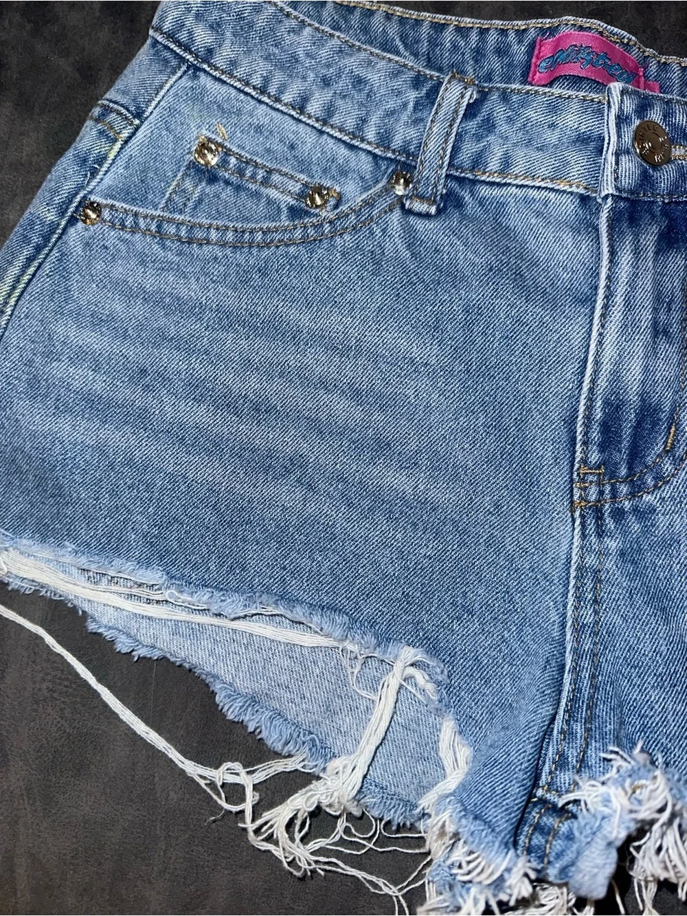 Edikted Denim High-Rise Distressed Women’s Shorts - Small